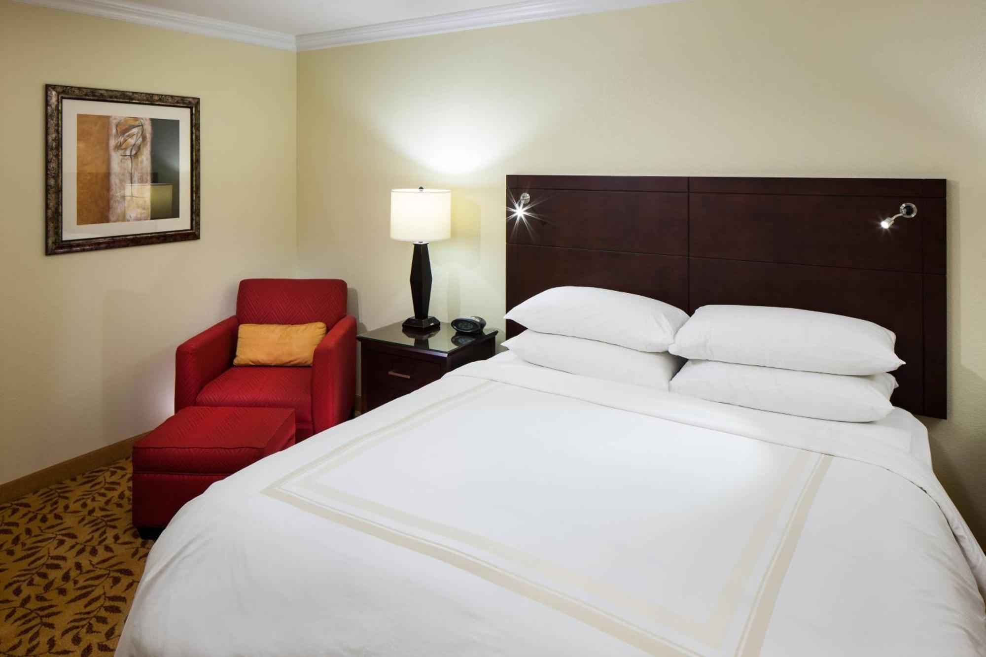 Houston Marriott Energy Corridor Hotel Exterior photo